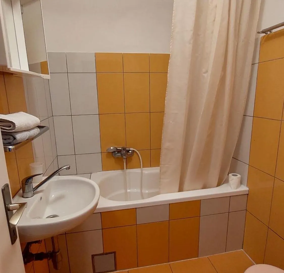 Apartment Olive House Rab Barbat na Rabu クロアチア